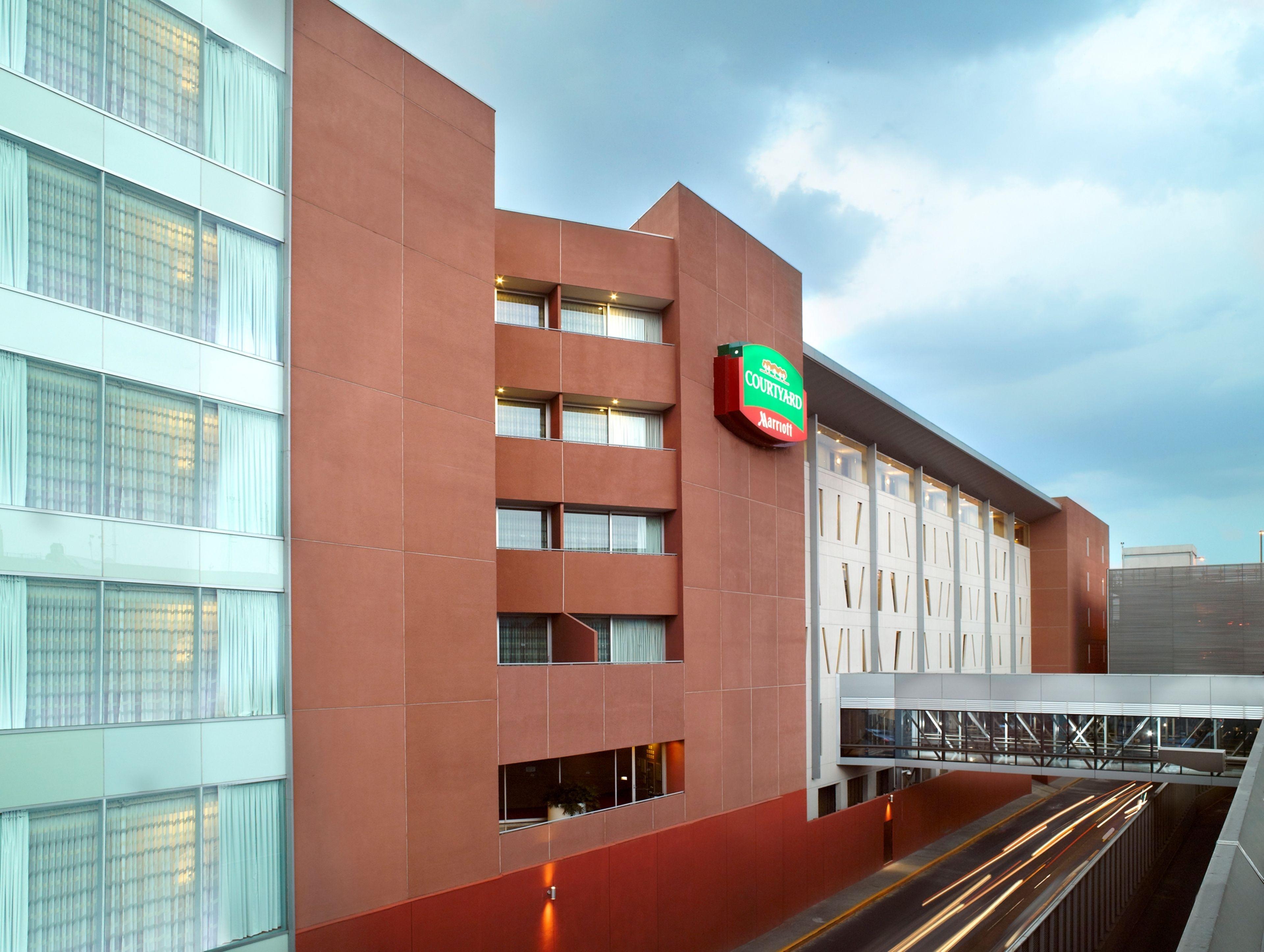 Courtyard By Marriott Mexico City Airport — Photos 2